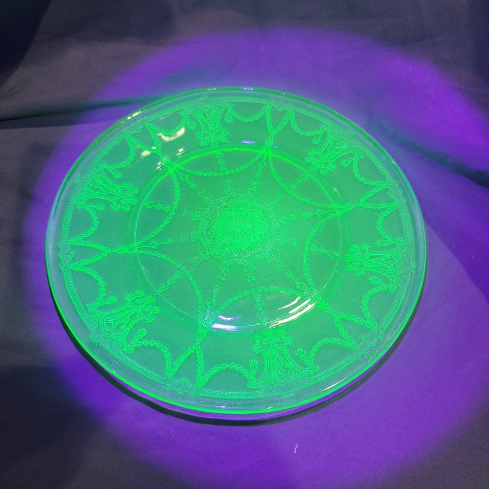1 Hocking Cameo "Ballerina" 9.25" Green Depression Glass Round Lunch Salad Plate